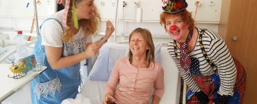 Clownvisite im Spital Oberwallis