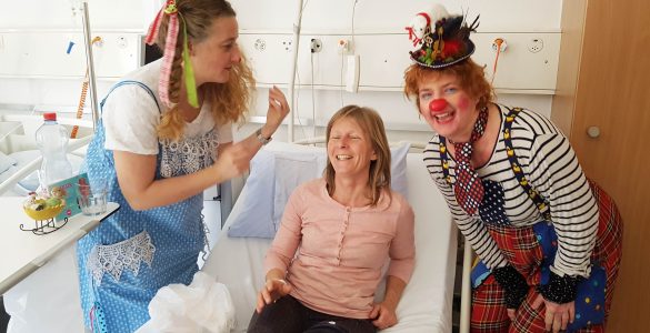 Clownvisite im Spital Oberwallis